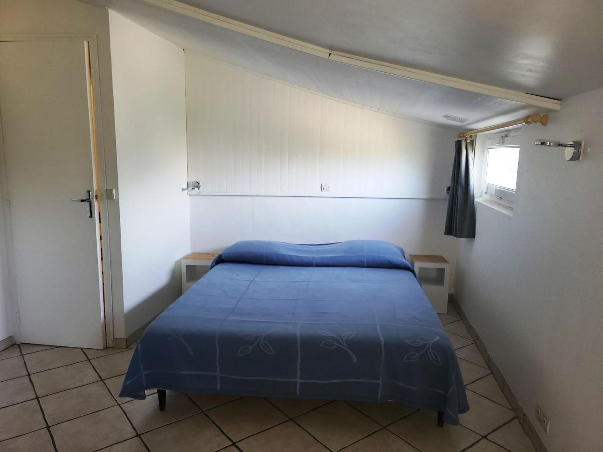 15Mn De Cannes, Villa La Soleiade , 3Gites 2-4 Pers Type T2, Climatises, Piscine, Au Lac De Saint-Cassien Var Montauroux Luaran gambar